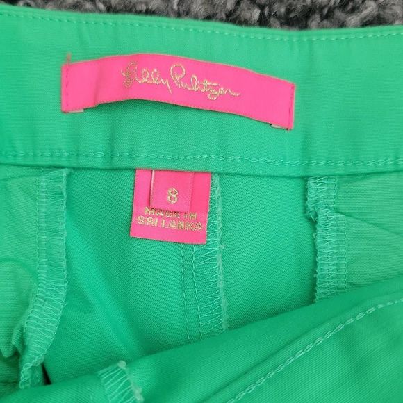 Lilly pulitzer 5" Alessi Stretch Short - Cabana Green
Size 8. No tag. New - Picture 7 of 11
